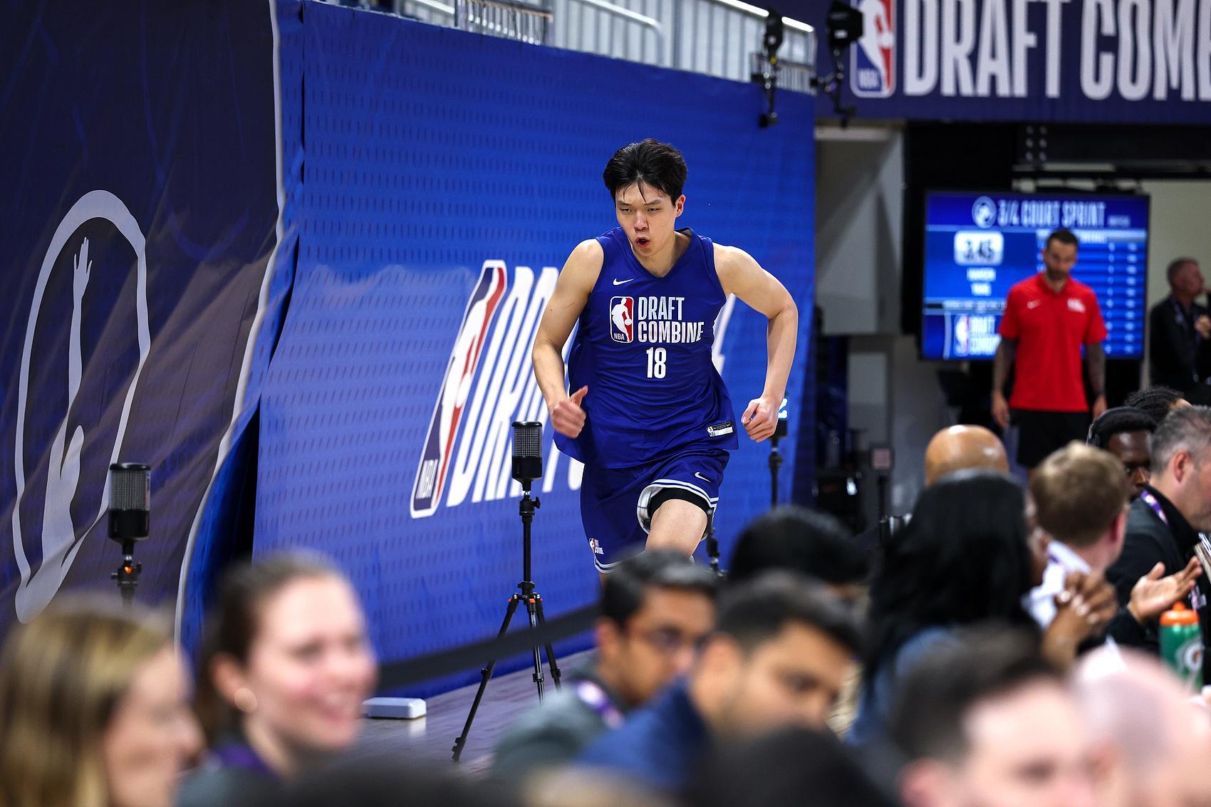 杨瀚森已经试训10支球队！你最希望他去哪支球队呢？