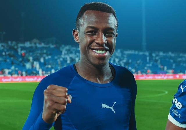 AYX GAMES-曼奇尼强力安利德罗西 沙特国脚400万欧加盟罗马